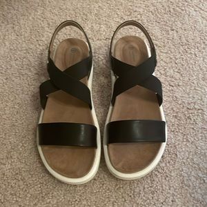 Gianibernini Memory Foam Black platform sandals